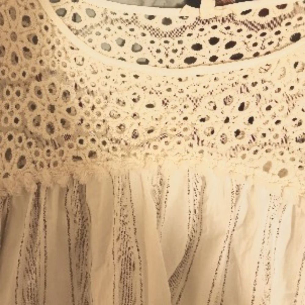 Blouse by Easel